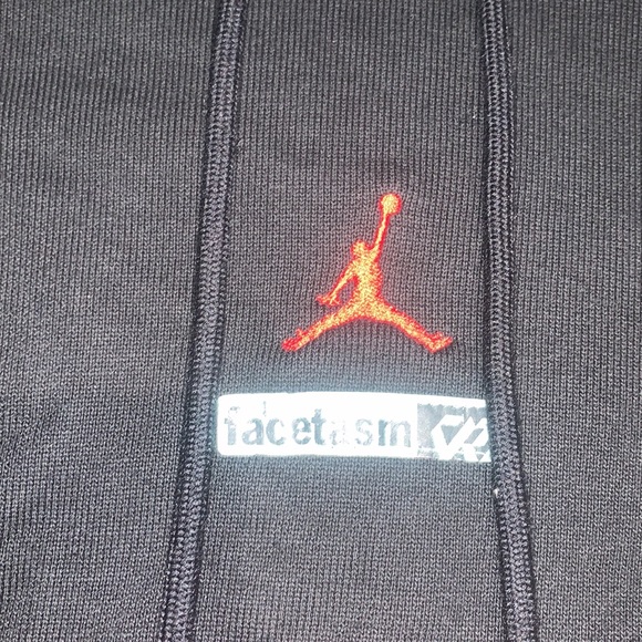 Air Jordan fleece pull over - Picture 3 of 6